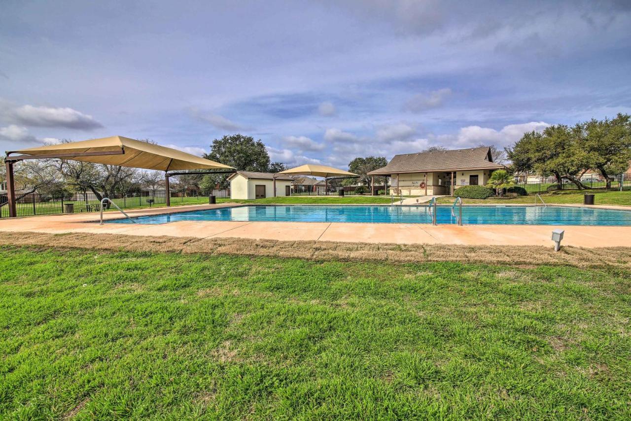 San Antonio Home With Pool Access Near Lackland Afb Extérieur photo